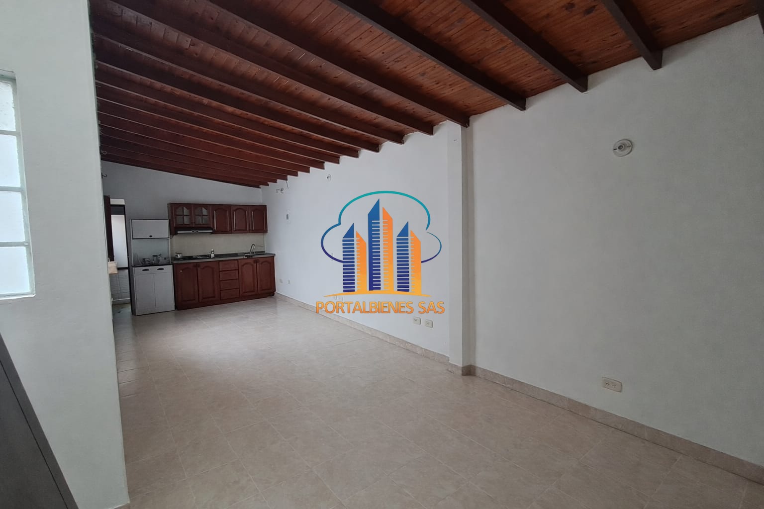 CASA LAURELES-- SAN CAYETANO - Imagen 3