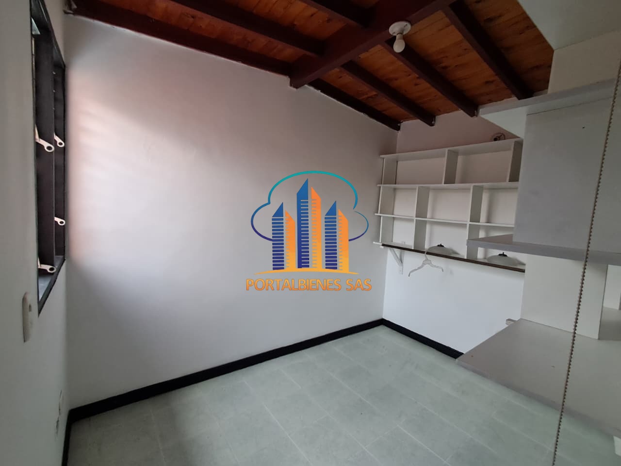 CASA LAURELES-- SAN CAYETANO - Imagen 7