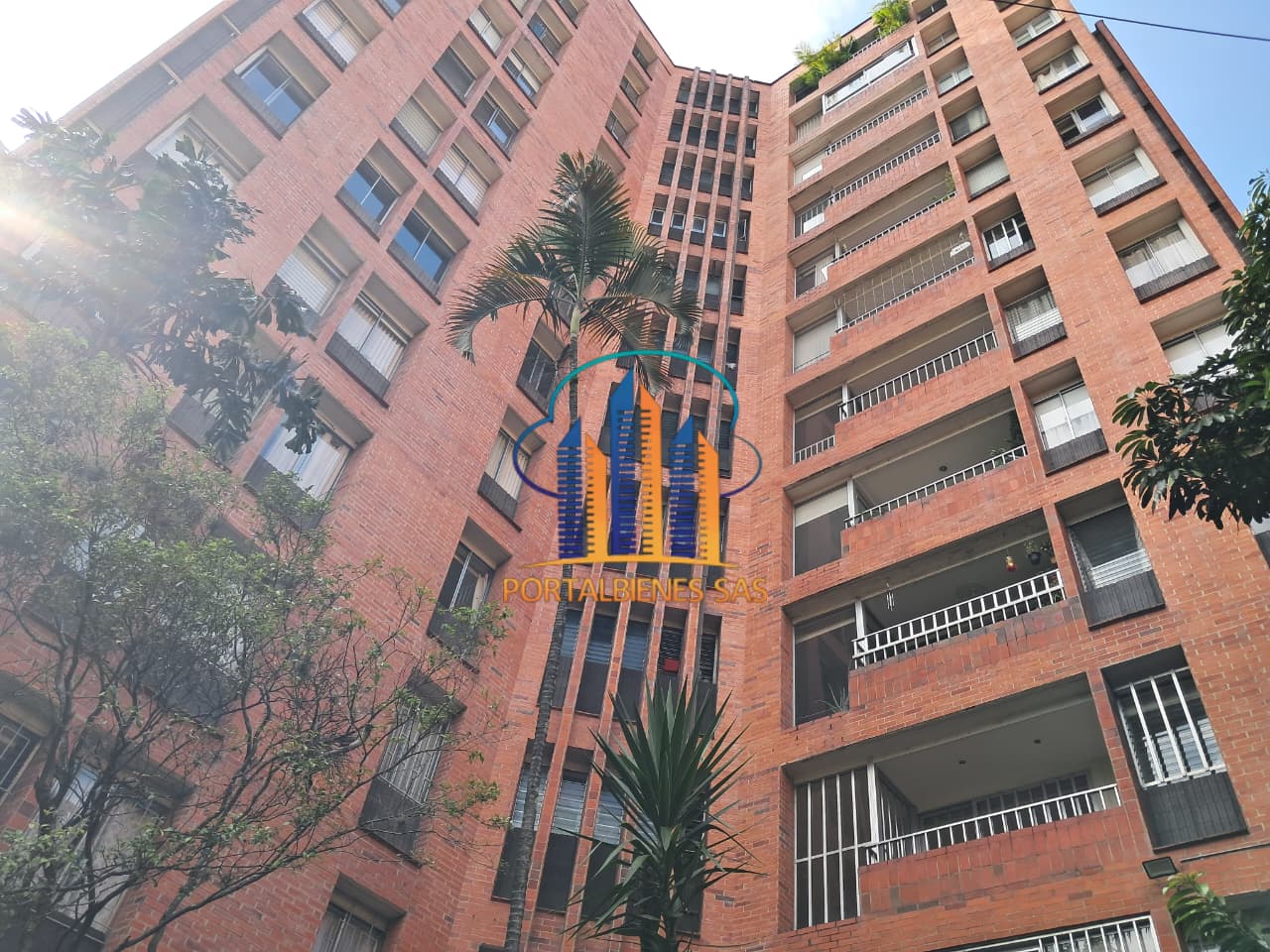 APARTAMENTO EN SURAMERICANA