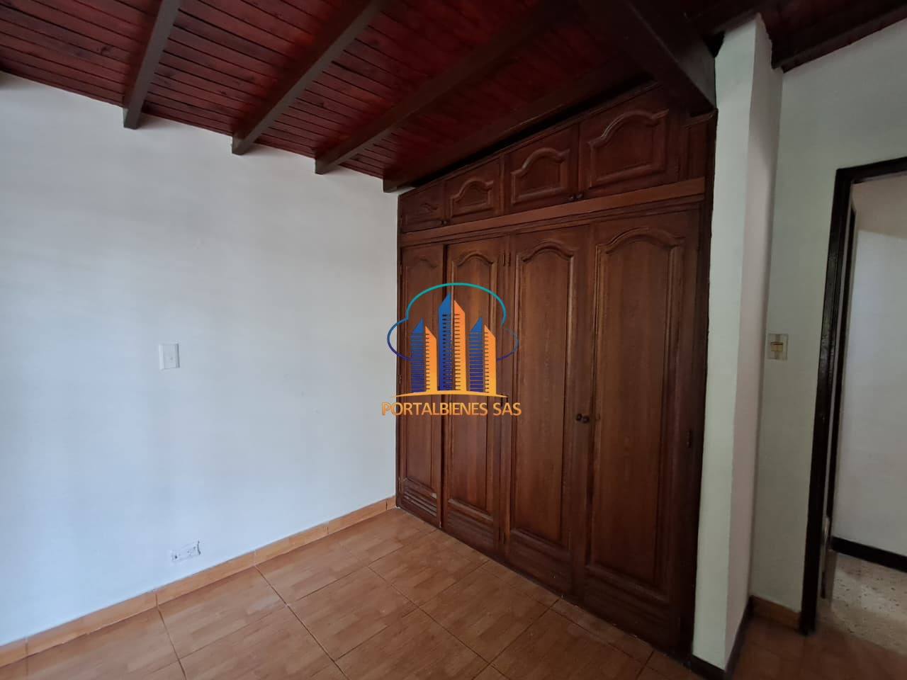 CASA LAURELES-- SAN CAYETANO - Imagen 15