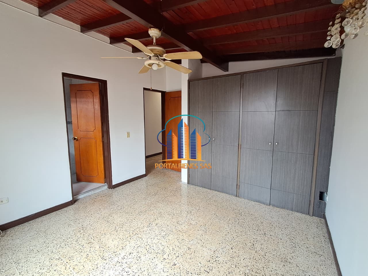 CASA LAURELES-- SAN CAYETANO - Imagen 10