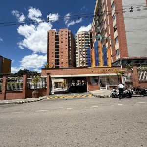 APARTAMENTO-- BELÉN LOS ALPES