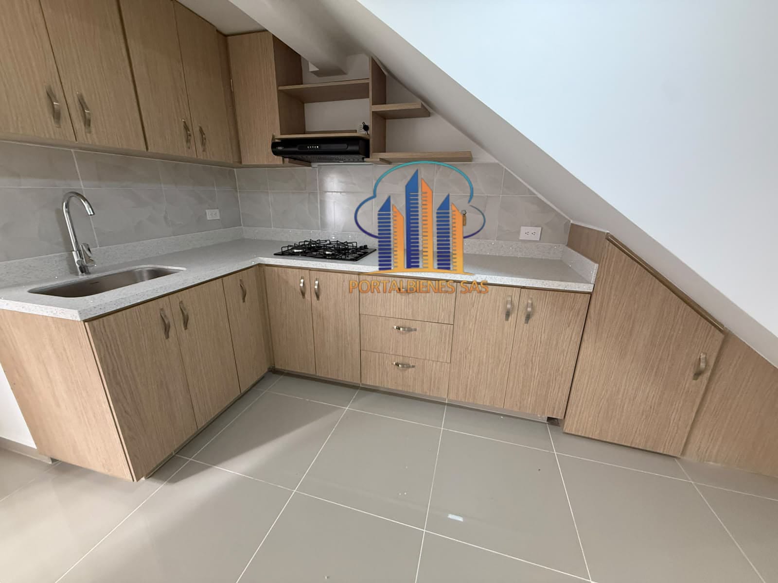 APARTAMENTO 2 PISO-- BELÉN SAN BERNARDO - Imagen 9