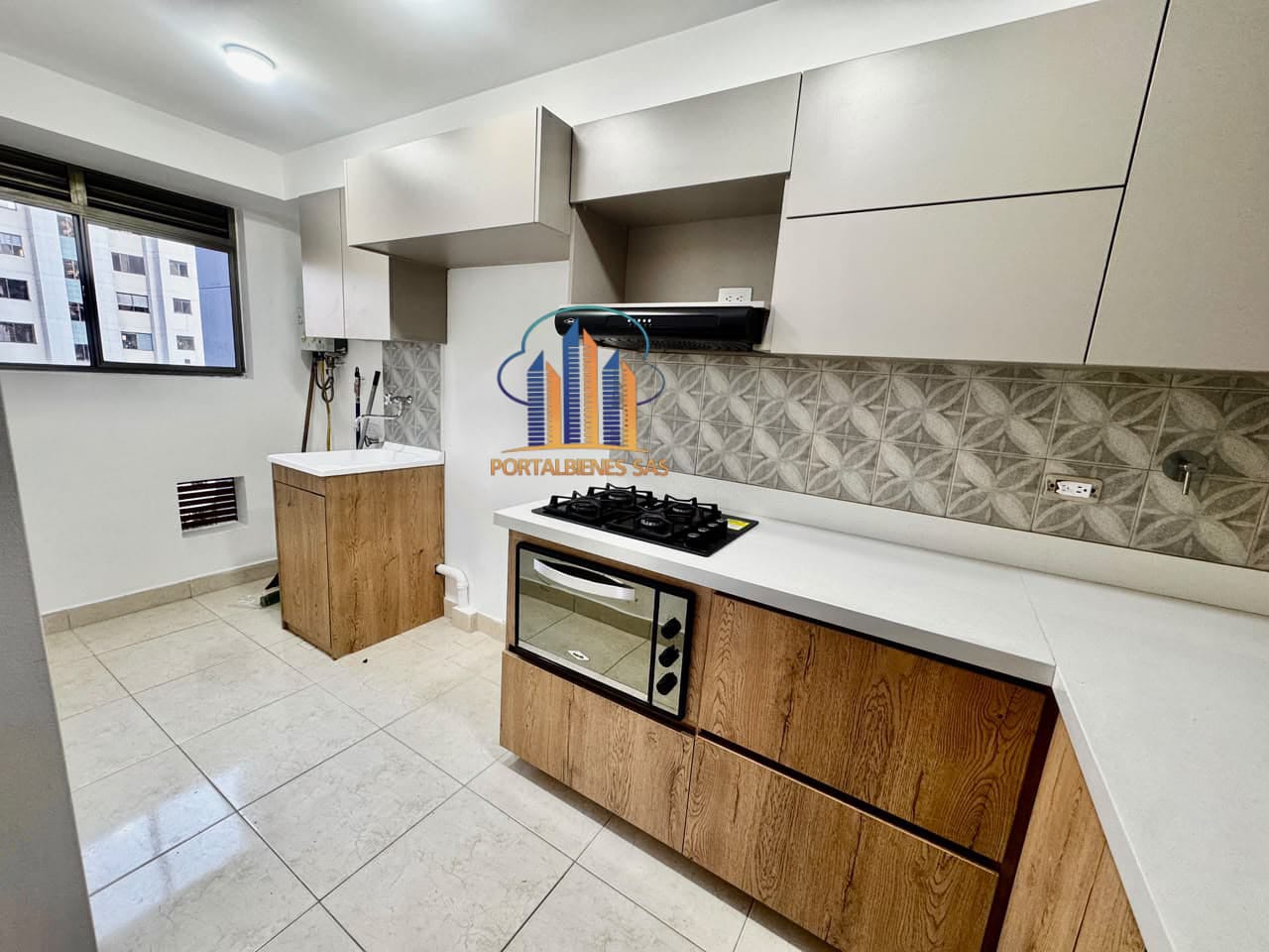 APARTAMENTO-BELÉN LOMA DE LOS BERNAL - Imagen 3