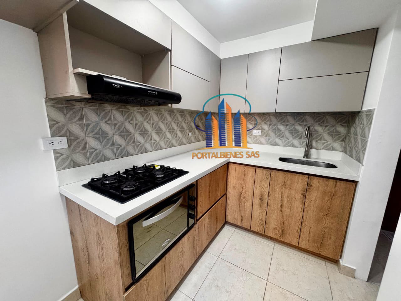 APARTAMENTO-BELÉN LOMA DE LOS BERNAL - Imagen 5